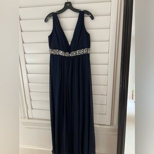 Beautiful Carmen Marc Valvo long formal navy gown size 10